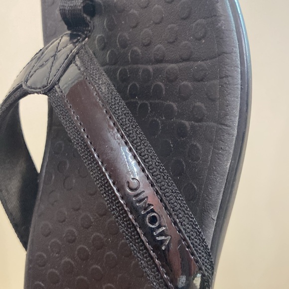 Black Flip Flops - Picture 2 of 7